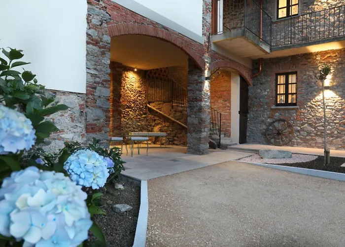 Greenrose Apartahotel