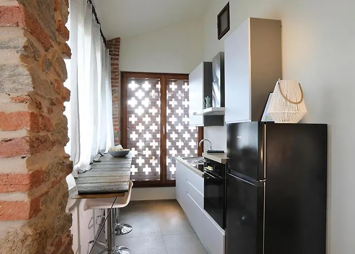 Greenrose מלון דירות 3*